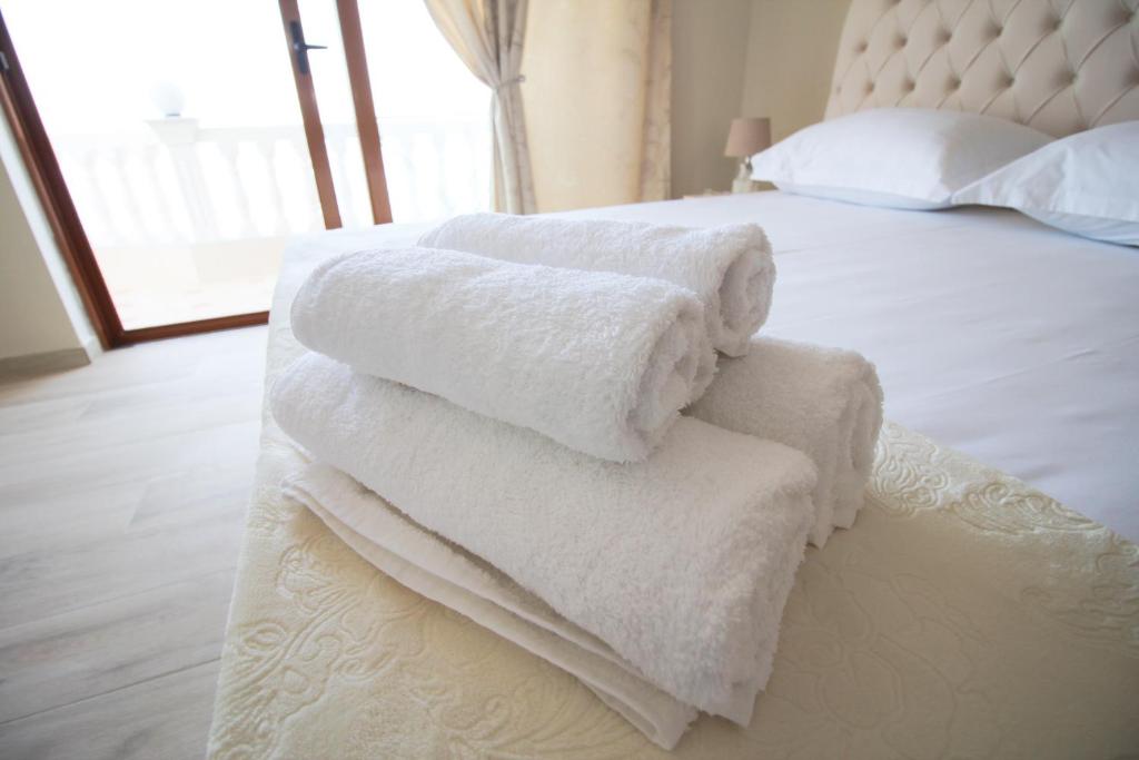 Room 2